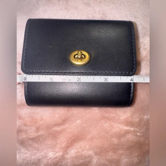 Coach Black Leather Wallet with Gold Clasp - Picture 3 of 11